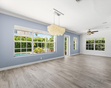 8934 Emerson Avenue - Photo Thumbnail 8