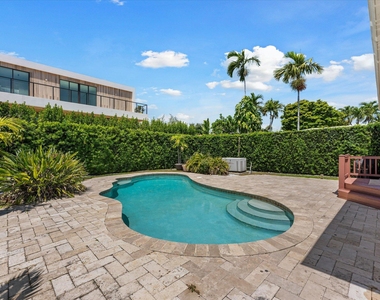 8934 Emerson Avenue - Photo Thumbnail 1