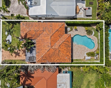 8934 Emerson Avenue - Photo Thumbnail 23