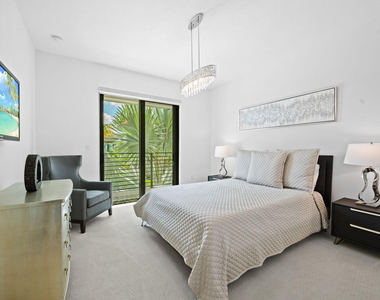 8599 Tower Bridge Court - Photo Thumbnail 20