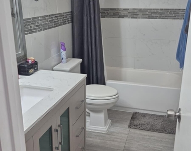 4137 Nw 88th Avenue - Photo Thumbnail 9