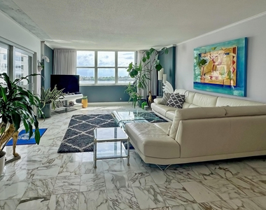 2600 N Flagler Drive - Photo Thumbnail 15