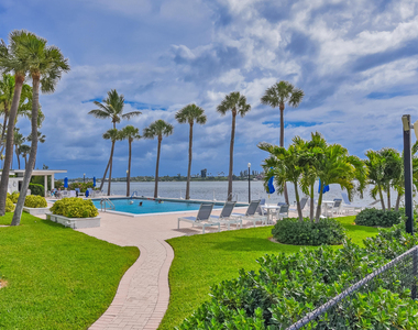 2600 N Flagler Drive - Photo Thumbnail 4