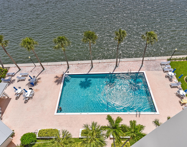 2600 N Flagler Drive - Photo Thumbnail 10