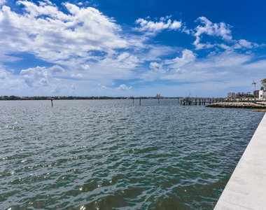 2600 N Flagler Drive - Photo Thumbnail 2