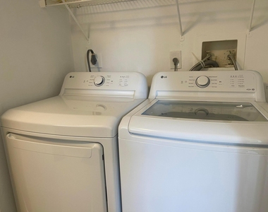 3445 Nw 44th Street - Photo Thumbnail 13