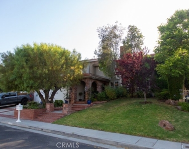 4511 Dulcinea Court - Photo Thumbnail 14