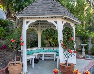 4511 Dulcinea Court - Photo Thumbnail 11
