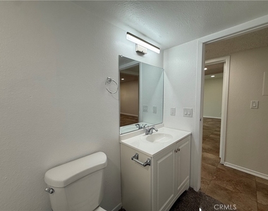 221 W Elm Avenue - Photo Thumbnail 19