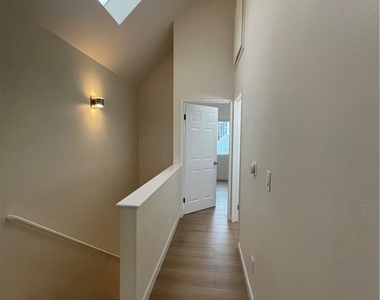14249 Friar Street - Photo Thumbnail 17