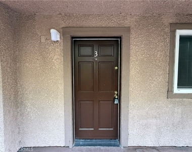 11839 Burbank Boulevard - Photo Thumbnail 27