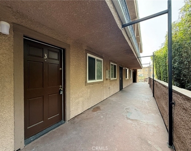 11839 Burbank Boulevard - Photo Thumbnail 25