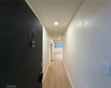 4636 Laurel Canyon Boulevard - Photo Thumbnail 23