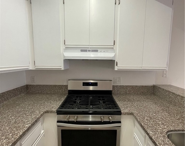 11459 Collins Street - Photo Thumbnail 3