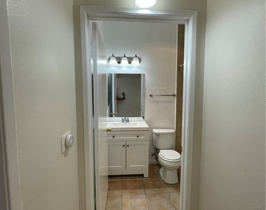 11459 Collins Street - Photo Thumbnail 11