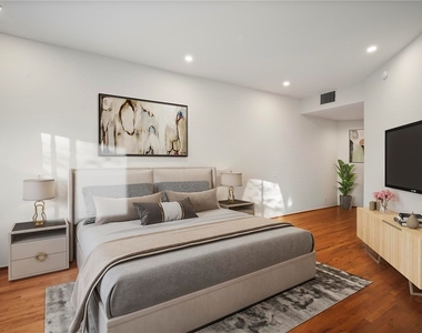 750 S Bundy Drive - Photo Thumbnail 11
