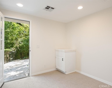 3969 Longridge - Photo Thumbnail 31
