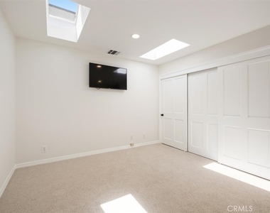 3969 Longridge - Photo Thumbnail 30