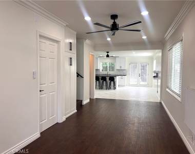 1218 19th Street - Photo Thumbnail 1