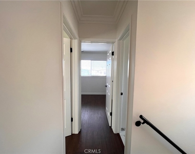 1218 19th Street - Photo Thumbnail 11