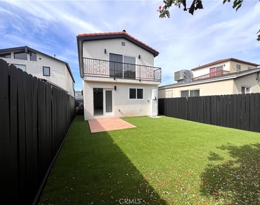 1218 19th Street - Photo Thumbnail 9