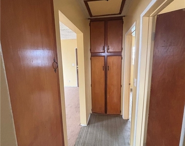 8868 S Wall St - Photo Thumbnail 4