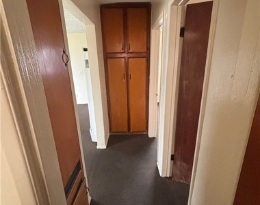 8866 S Wall St - Photo Thumbnail 6