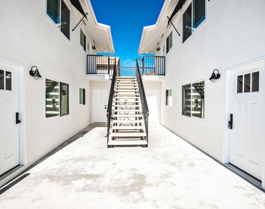 555 N Olive Street - Photo Thumbnail 1