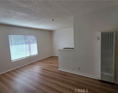 8641 Cerritos - Photo Thumbnail 1