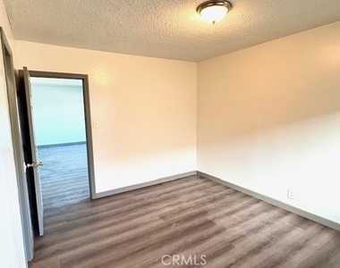8641 Cerritos - Photo Thumbnail 2