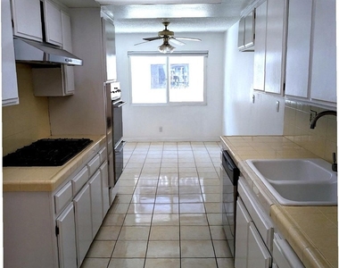 2105 Mathews - Photo Thumbnail 3