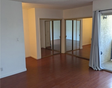 2105 Mathews - Photo Thumbnail 9