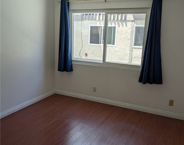 2105 Mathews - Photo Thumbnail 10