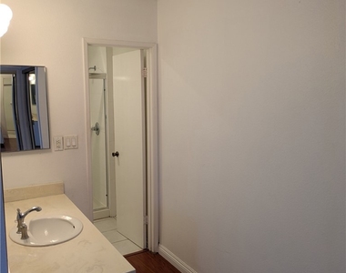 2105 Mathews - Photo Thumbnail 8