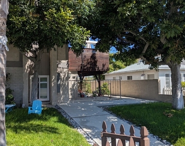 2105 Mathews - Photo Thumbnail 15