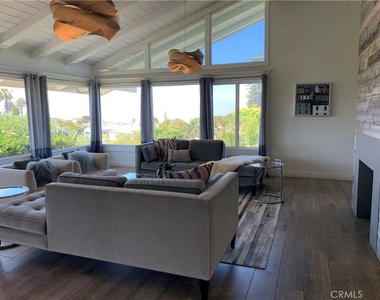 210 Monarch Bay - Photo Thumbnail 2