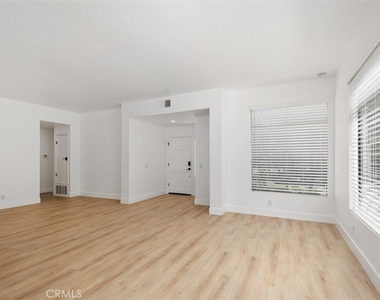 31 Oak Knolls - Photo Thumbnail 11