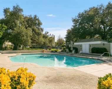 31 Oak Knolls - Photo Thumbnail 30