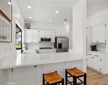 31 Oak Knolls - Photo Thumbnail 18