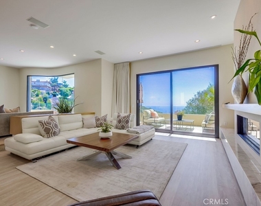 1725 Del Mar - Photo Thumbnail 7