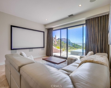 1725 Del Mar - Photo Thumbnail 25
