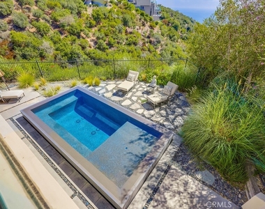 1725 Del Mar - Photo Thumbnail 42