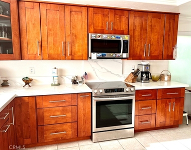 5438 Via Carrizo - Photo Thumbnail 8