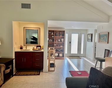5438 Via Carrizo - Photo Thumbnail 2