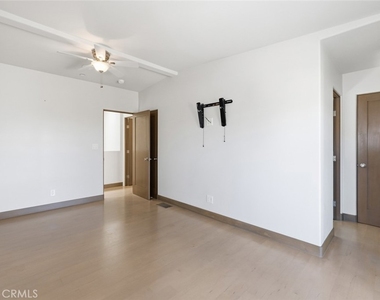 173 W Avenida Alessandro - Photo Thumbnail 29