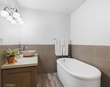 173 W Avenida Alessandro - Photo Thumbnail 35