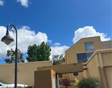 25712 Le Parc - Photo Thumbnail 11