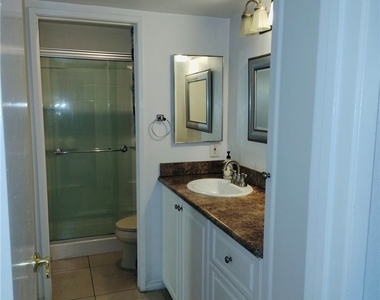 25712 Le Parc - Photo Thumbnail 7
