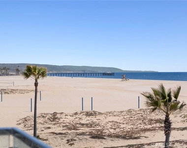 800 W Oceanfront - Photo Thumbnail 17