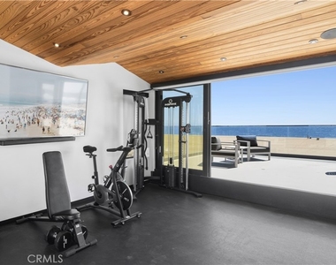 800 W Oceanfront - Photo Thumbnail 13